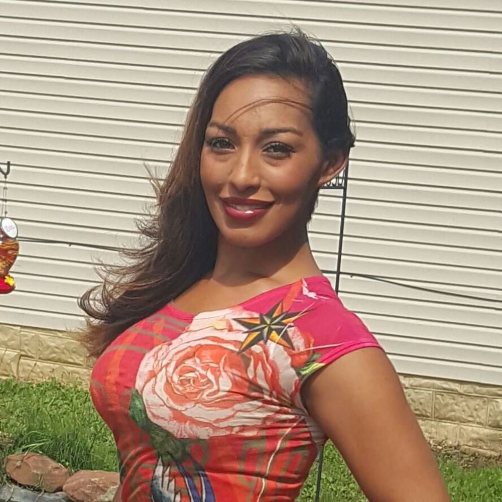 Meet your Posher, Aattika